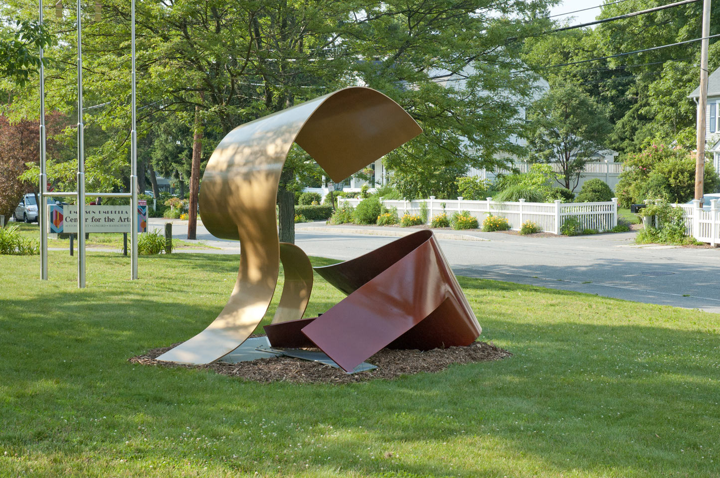 Listen Closely, 2012, 9.5’ x 12’ x 13’ Listen Closely, 2012, 9.5’ x 12’ x 13’