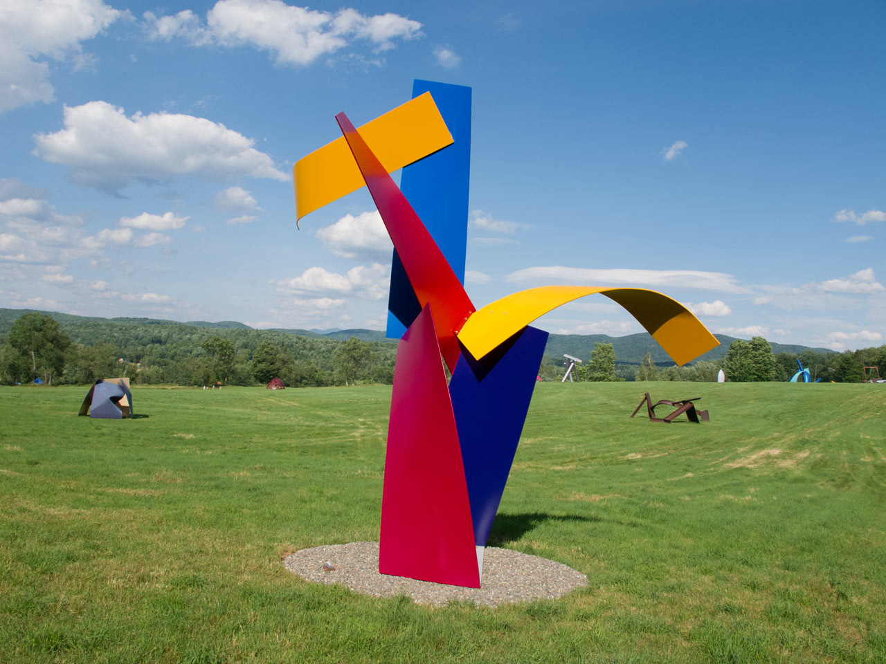 Jitterbug, 2014, 22' x 15' x 24'